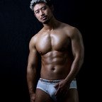 Usak  is a asian onlyfans models