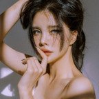 Banana  is a asian onlyfans models